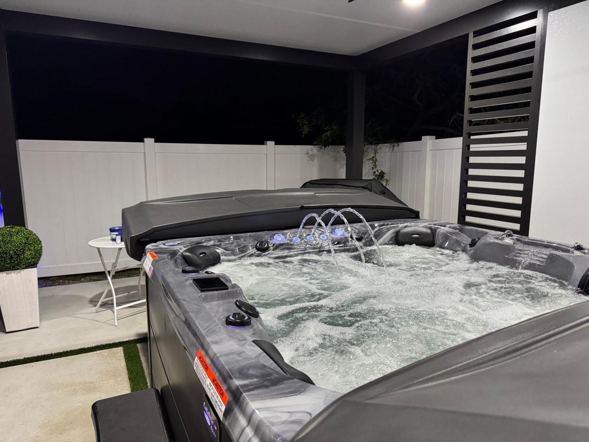 Brand New Tampa Oasis With Private Jacuzzi Retreat Villa Lutz Exterior foto